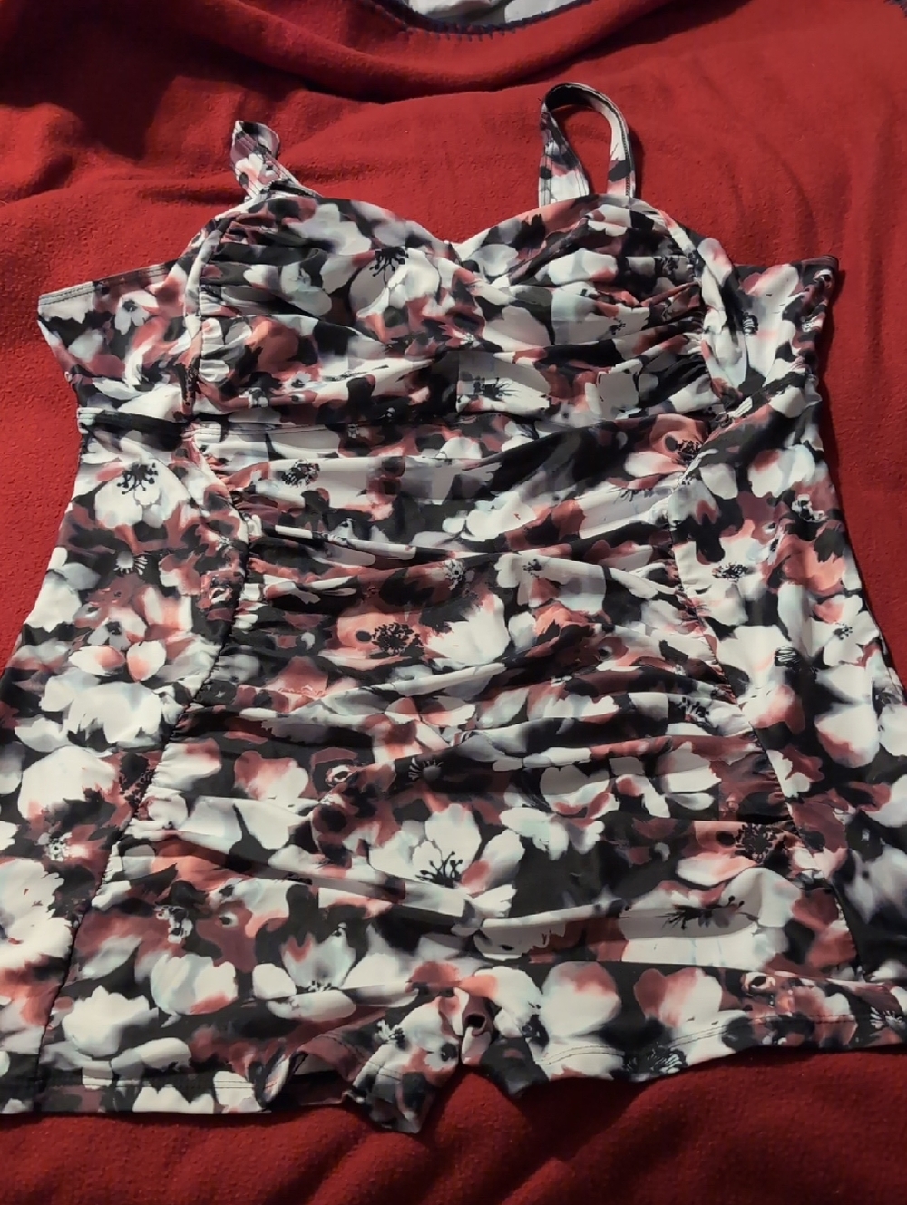 Floral Ruched One Piece Swimsuit in White, Pink & Black, Size 5X